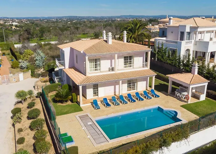 Celia * 阿尔布费拉